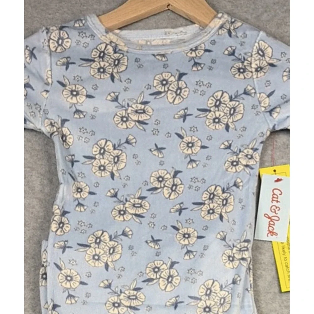 Cat & Jack Velvety Soft Pajama Set in Blue Floral Print - Girls 5T
